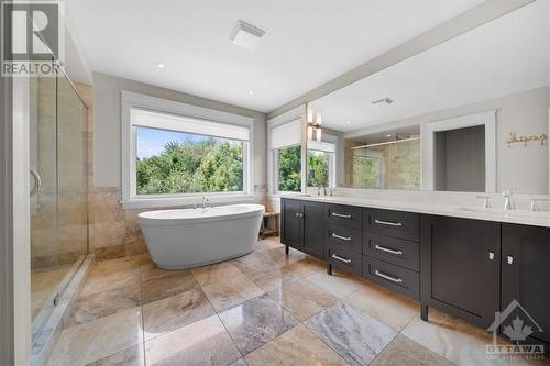 148 Beach Heights, Ottawa, ON - Indoor Photo Showing Bathroom