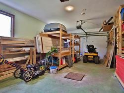 Garage - 