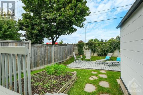 949 Markwick Crescent, Ottawa, ON - Outdoor