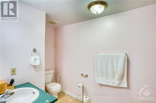 4237 Watson'S Corners Road, Lanark Highlands, ON - Indoor Photo Showing Bathroom