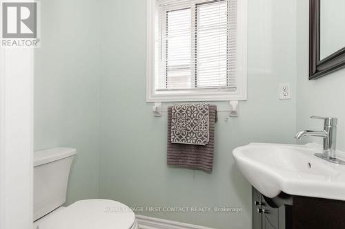 30 Livia Herman Way, Barrie (East Bayfield), ON - Indoor Photo Showing Bathroom