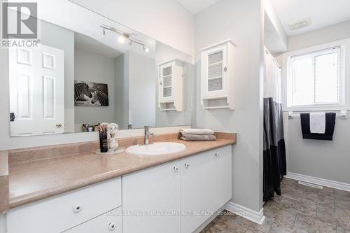 30 Livia Herman Way, Barrie, ON - Indoor Photo Showing Bathroom