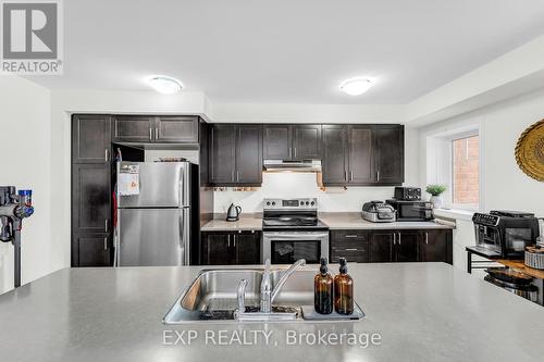 8 - 1222 Rose Way, Milton (Cobban), ON - Indoor Photo Showing Kitchen With Stainless Steel Kitchen