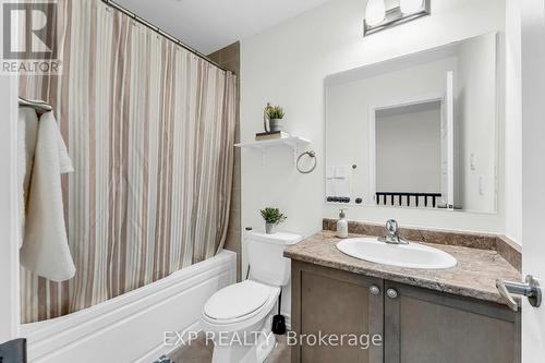 8 - 1222 Rose Way, Milton (Cobban), ON - Indoor Photo Showing Bathroom