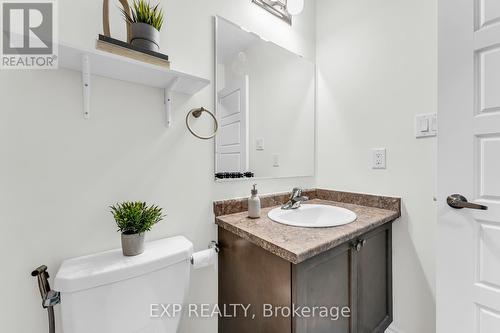 8 - 1222 Rose Way, Milton (Cobban), ON - Indoor Photo Showing Bathroom