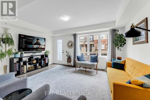 8 - 1222 Rose Way, Milton (Cobban), ON - Indoor Photo Showing Living Room