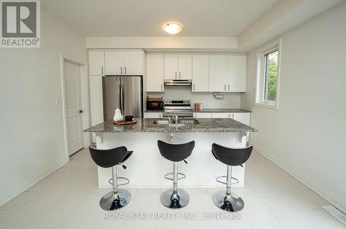 62 Windtree Way, Halton Hills, ON - Indoor Photo Showing Kitchen With Double Sink