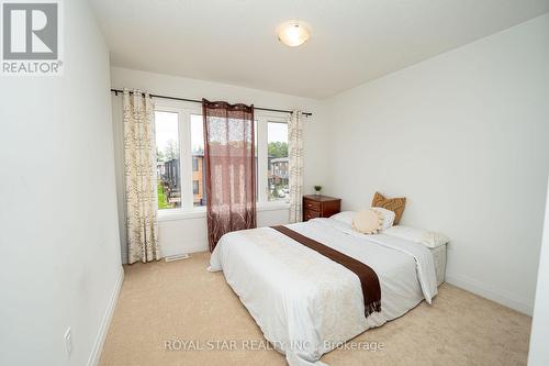 62 Windtree Way, Halton Hills, ON - Indoor Photo Showing Bedroom