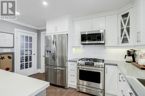 40 Dod'S Drive, Caledon, ON - Indoor Photo Showing Kitchen With Upgraded Kitchen