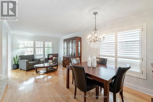 12 Teston Street, Brampton (Fletcher'S Meadow), ON - Indoor Photo Showing Dining Room