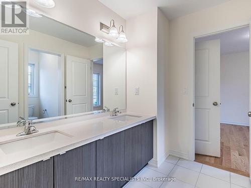 14 Donald Stewart Road, Brampton (Northwest Brampton), ON - Indoor Photo Showing Bathroom