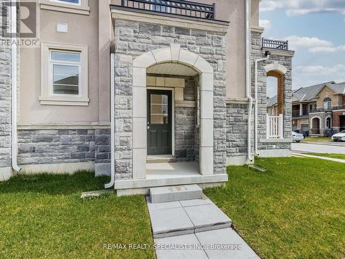 14 Donald Stewart Road, Brampton (Northwest Brampton), ON - Outdoor With Facade