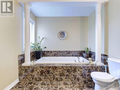 238 Fair Street, Hamilton (Meadowlands), ON - Indoor Photo Showing Bathroom