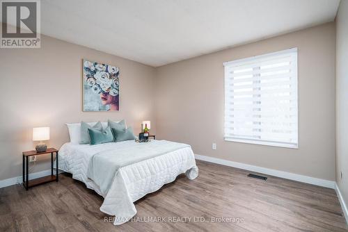 583 Elliott Crescent, Milton (Dorset Park), ON - Indoor Photo Showing Bedroom