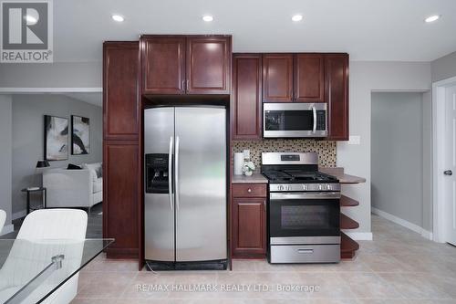 583 Elliott Crescent, Milton (Dorset Park), ON - Indoor Photo Showing Kitchen