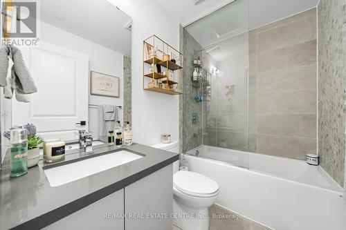 1210 - 2481 Taunton Road, Oakville (Uptown Core), ON - Indoor Photo Showing Bathroom