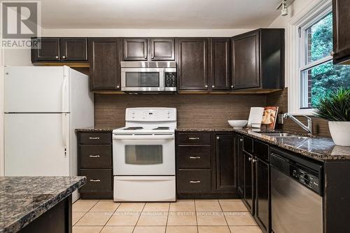 299 Merle Avenue, Burlington (Lasalle), ON - Indoor Photo Showing Kitchen With Double Sink