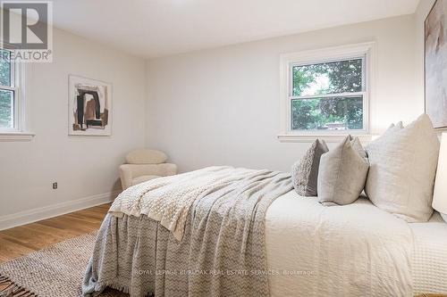 299 Merle Avenue, Burlington (Lasalle), ON - Indoor Photo Showing Bedroom