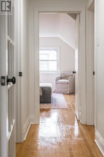 299 Merle Avenue, Burlington (Lasalle), ON - Indoor Photo Showing Other Room