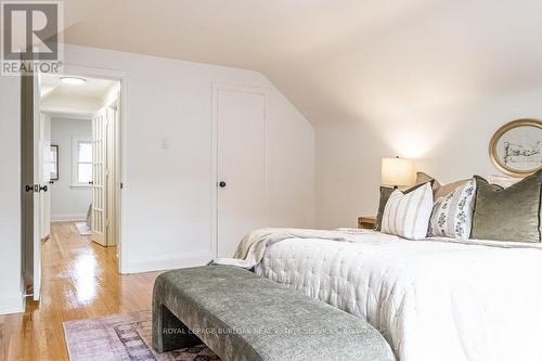 299 Merle Avenue, Burlington (Lasalle), ON - Indoor Photo Showing Bedroom