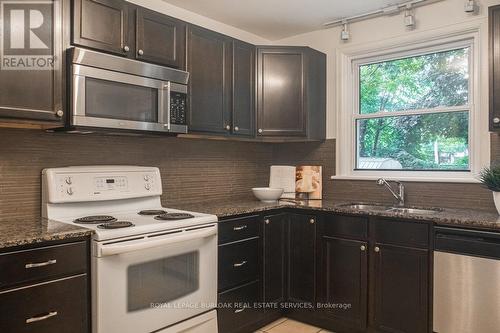 299 Merle Avenue, Burlington, ON - Indoor Photo Showing Kitchen With Double Sink