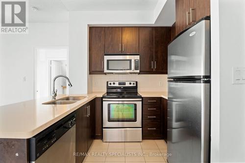 3108 - 50 Absolute Avenue, Mississauga (City Centre), ON - Indoor Photo Showing Kitchen With Stainless Steel Kitchen With Double Sink With Upgraded Kitchen