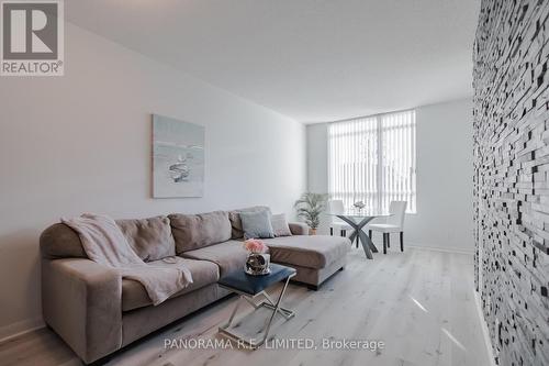 207 - 235 Sherway Gardens Road, Toronto (Islington-City Centre West), ON - Indoor Photo Showing Living Room