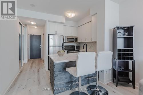 207 - 235 Sherway Gardens Road, Toronto (Islington-City Centre West), ON - Indoor Photo Showing Kitchen With Stainless Steel Kitchen