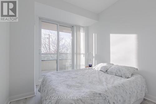 207 - 235 Sherway Gardens Road, Toronto (Islington-City Centre West), ON - Indoor Photo Showing Bedroom