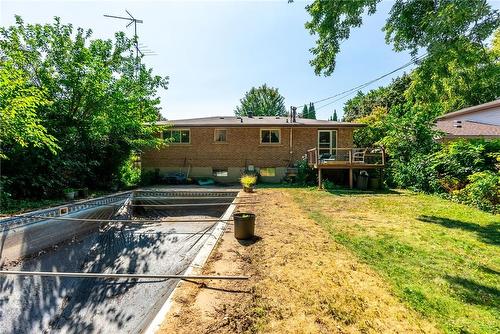 239 Simon Drive, Burlington, ON - Outdoor