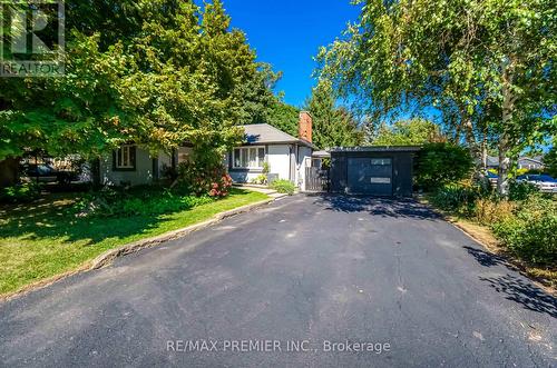 85 Enmore Avenue, Hamilton (Ancaster), ON - Outdoor