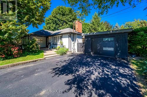 85 Enmore Avenue, Hamilton (Ancaster), ON - Outdoor