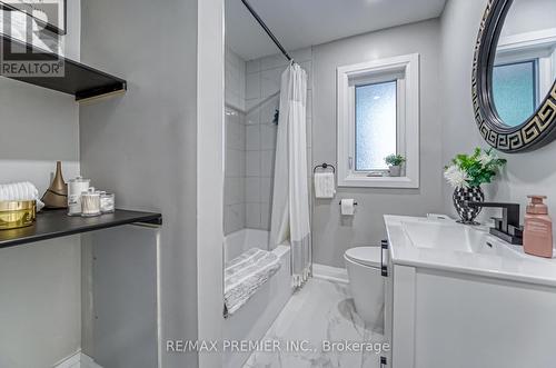 85 Enmore Avenue, Hamilton (Ancaster), ON - Indoor Photo Showing Bathroom