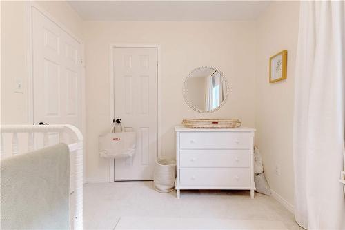 5647 Stella Lane, Burlington, ON - Indoor Photo Showing Bathroom