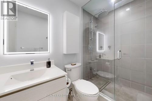 612 - 68 Canterbury Place, Toronto (Willowdale West), ON - Indoor Photo Showing Bathroom