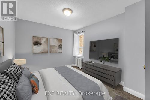 207 - 35 Raglan Avenue, Toronto (Humewood-Cedarvale), ON - Indoor Photo Showing Bedroom