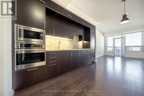 2922 - 5 Sheppard Avenue E, Toronto, ON - Indoor Photo Showing Kitchen