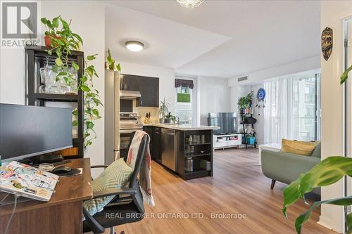 501 - 76 Shuter Street, Toronto, ON - Indoor