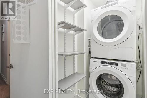 510 - 3237 Bayview Avenue, Toronto (Bayview Woods-Steeles), ON - Indoor Photo Showing Laundry Room