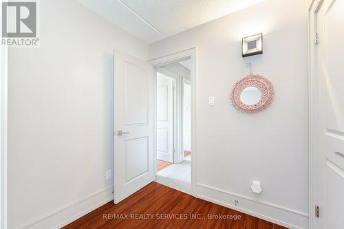 907 - 2 Glamorgan Avenue, Toronto (Dorset Park), ON - Indoor Photo Showing Other Room