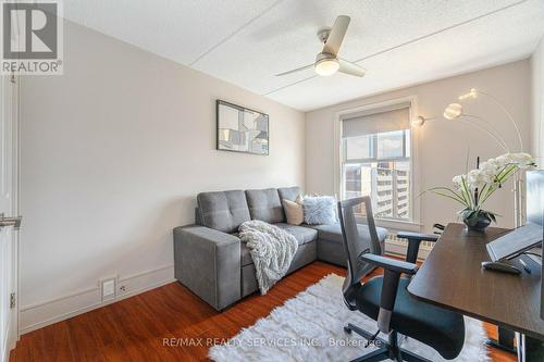 907 - 2 Glamorgan Avenue, Toronto (Dorset Park), ON - Indoor