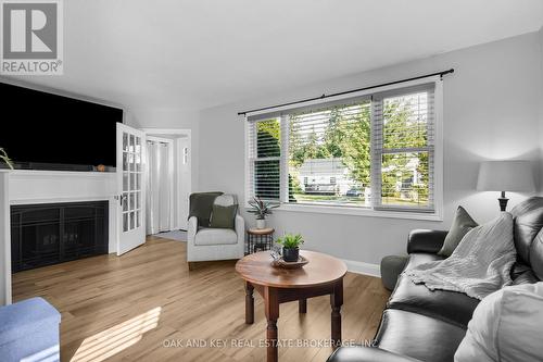 1379 Wilton Avenue, London, ON - Indoor Photo Showing Living Room With Fireplace