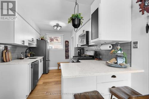 1379 Wilton Avenue, London, ON - Indoor Photo Showing Kitchen