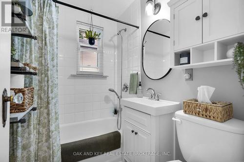 1379 Wilton Avenue, London, ON - Indoor Photo Showing Bathroom