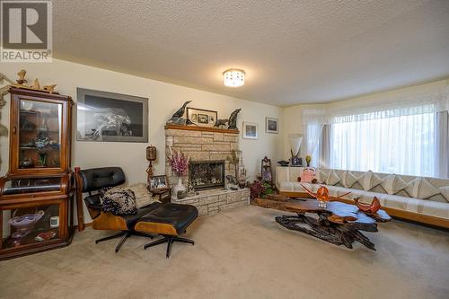 2636 Carlisle Way, Prince George, BC - Indoor Photo Showing Living Room With Fireplace