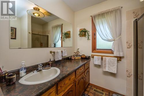 2636 Carlisle Way, Prince George, BC - Indoor Photo Showing Bathroom