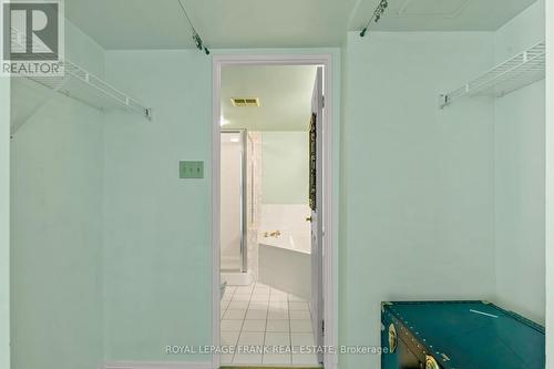 405 - 3233 Eglinton Avenue E, Toronto (Scarborough Village), ON - Indoor Photo Showing Bathroom