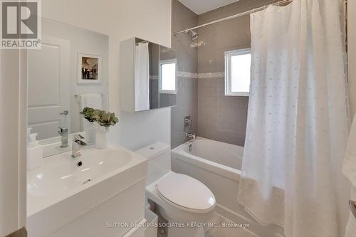 133 Gloucester Grove, Toronto (Oakwood Village), ON - Indoor Photo Showing Bathroom