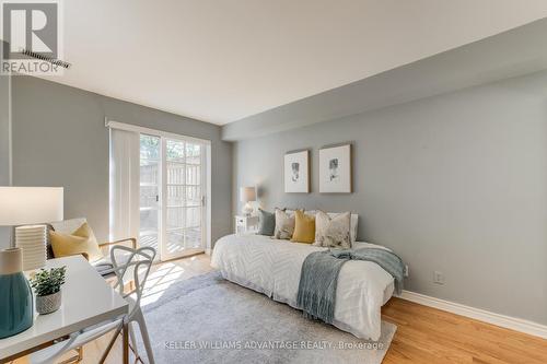 102 - 2371 Queen Street E, Toronto (The Beaches), ON - Indoor Photo Showing Bedroom