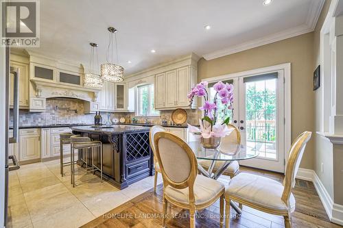 426 Centre Street E, Richmond Hill, ON - Indoor Photo Showing Dining Room